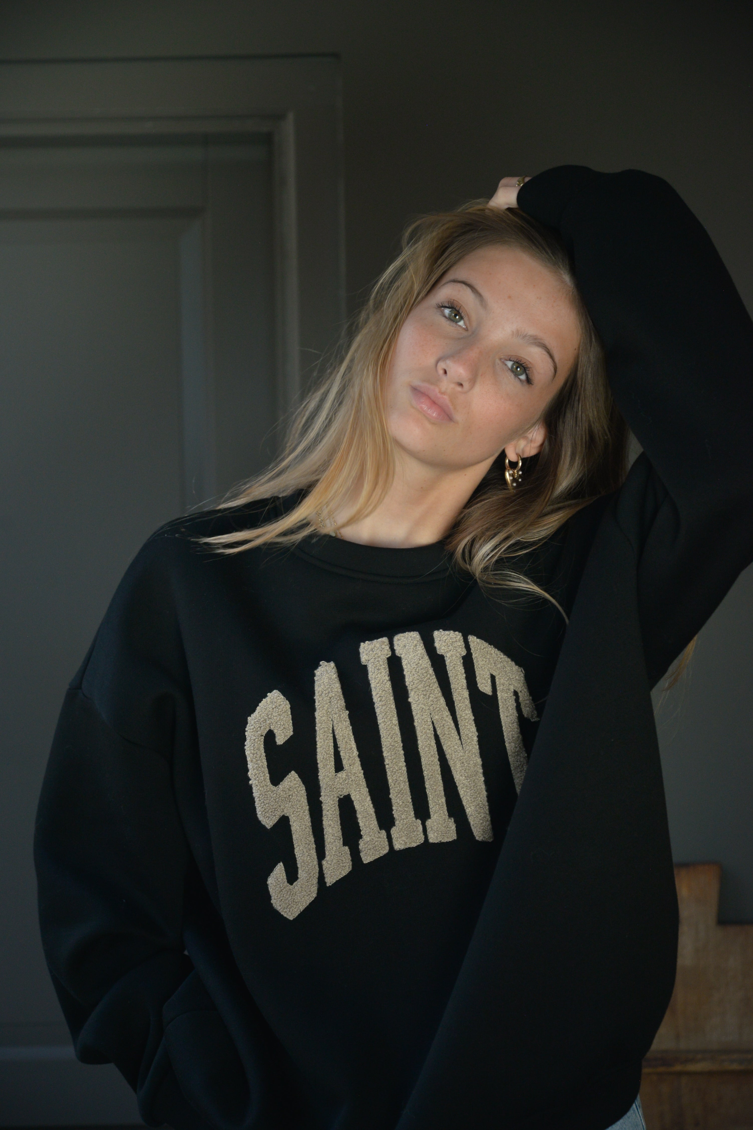 Sweater Saint