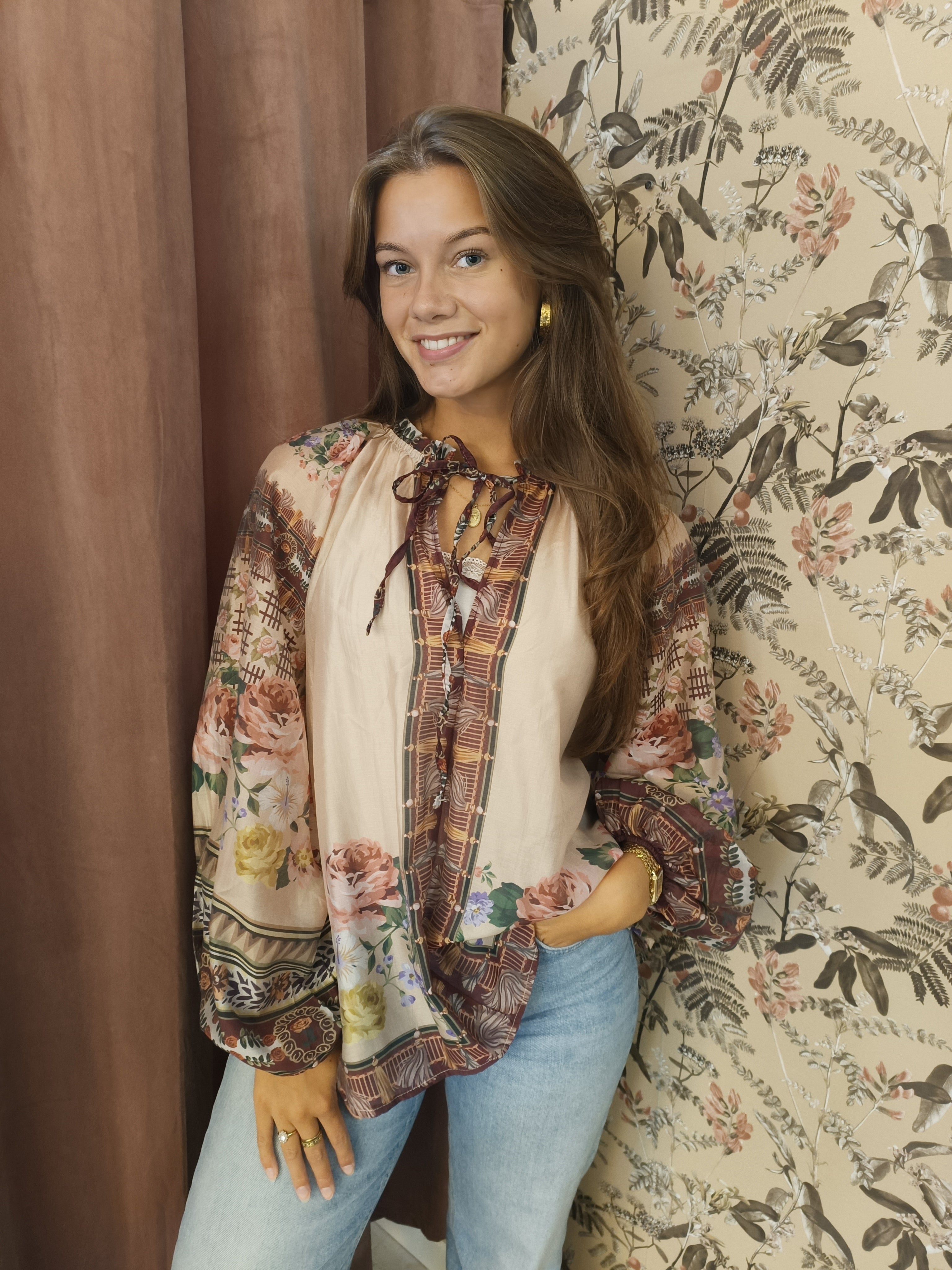 Blouse grote bloem
