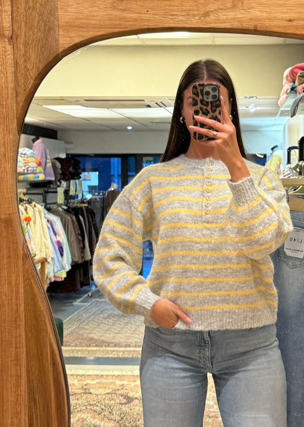 Trui Streep met knoopjes