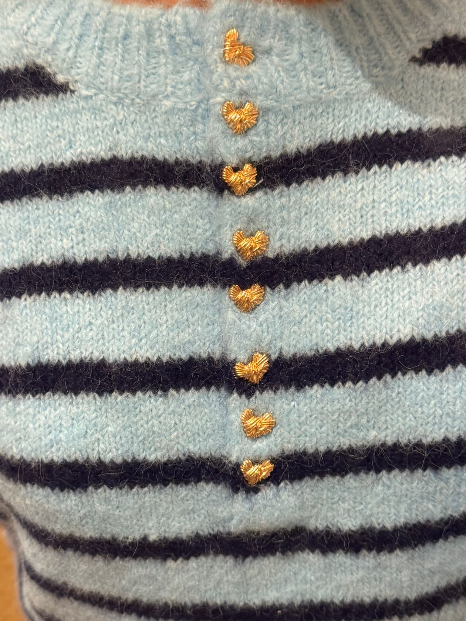 Trui Streep met knoopjes